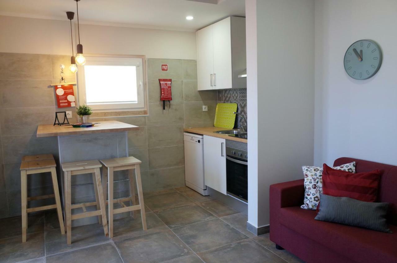 Lisbon Beach Apartments 4 Коста да Капарика Екстериор снимка